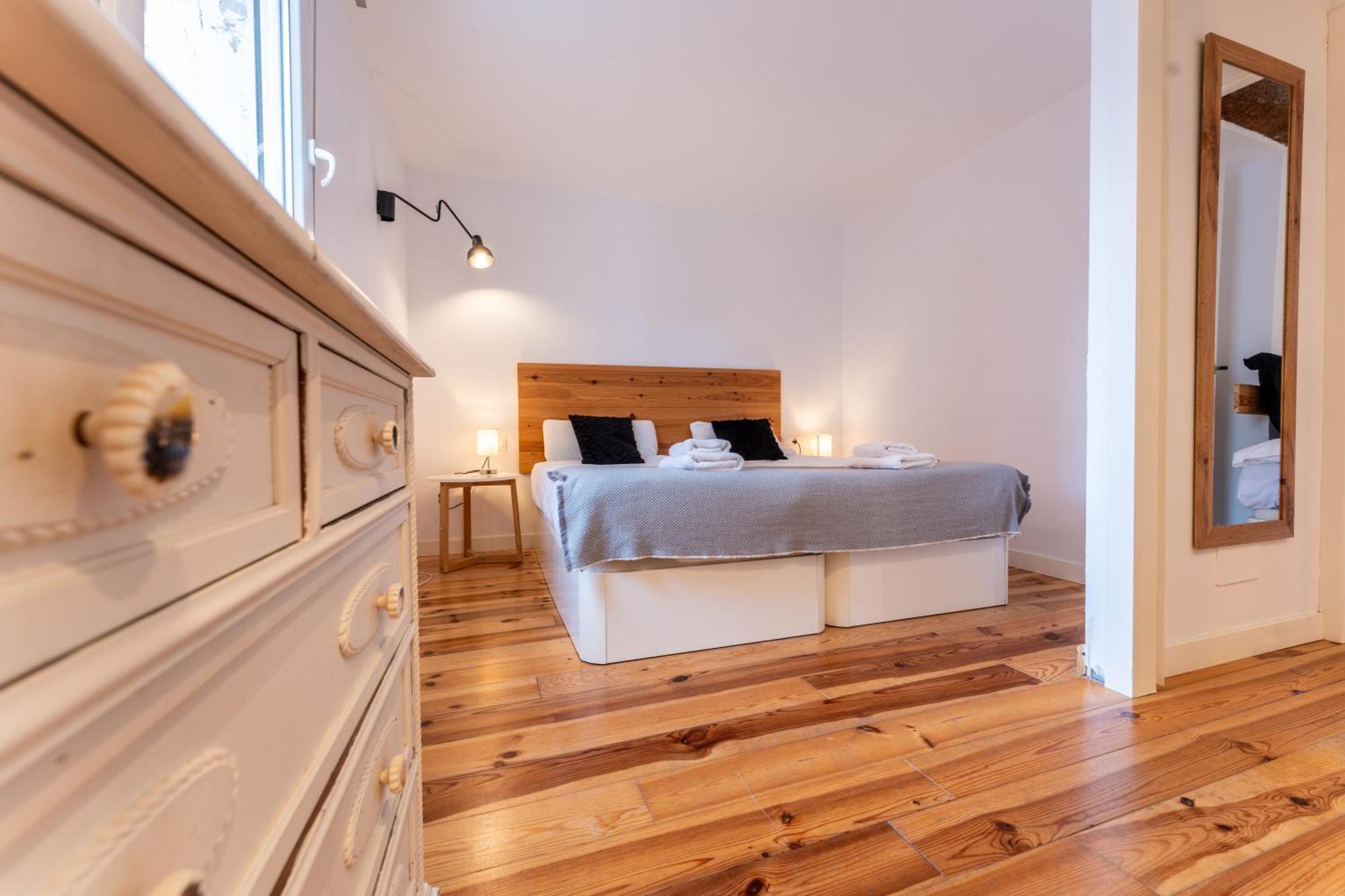 Warm And Inviting, Central Location By Urbanhosting Santander Exteriér fotografie