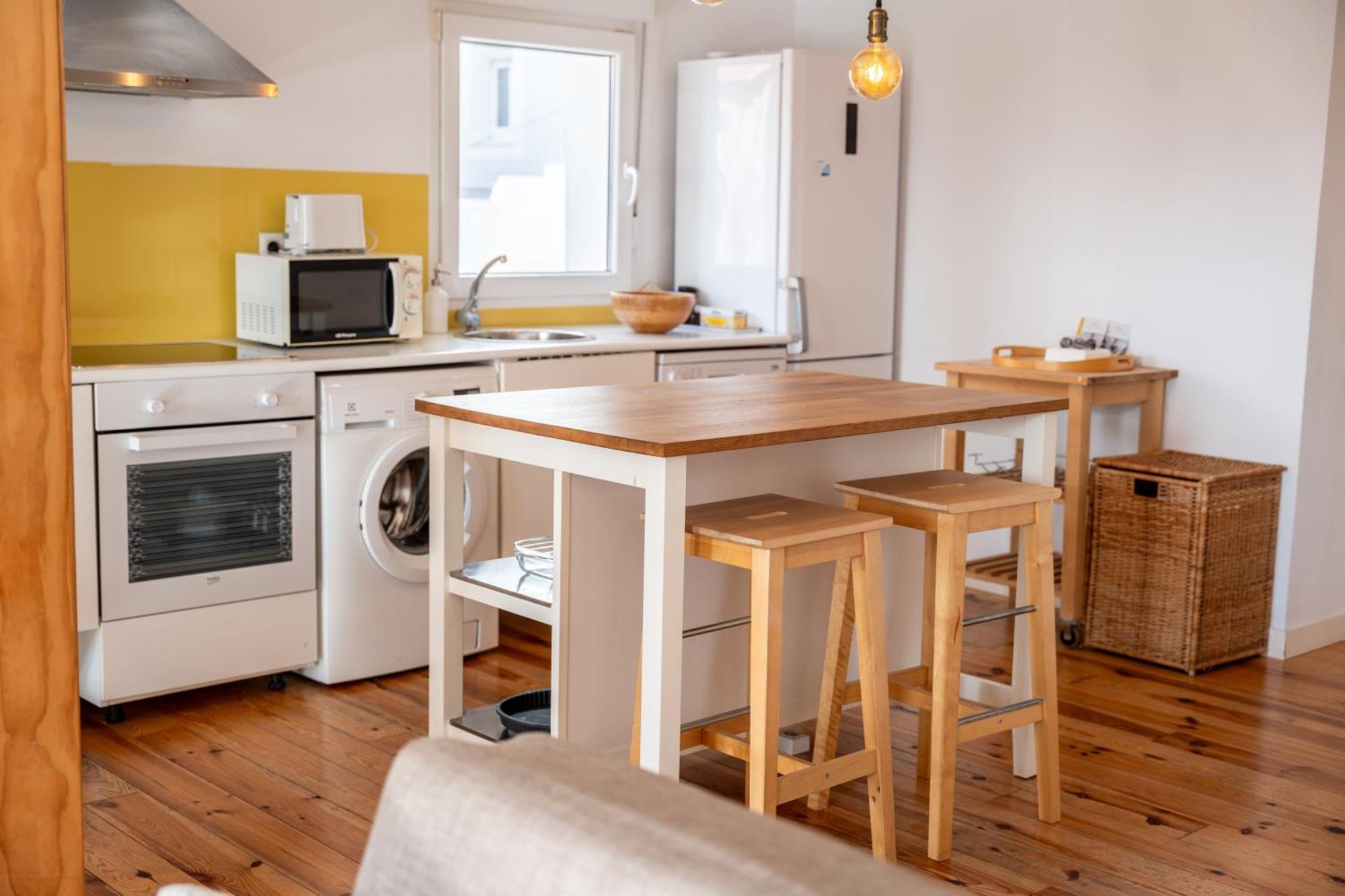 Warm And Inviting, Central Location By Urbanhosting Santander Exteriér fotografie